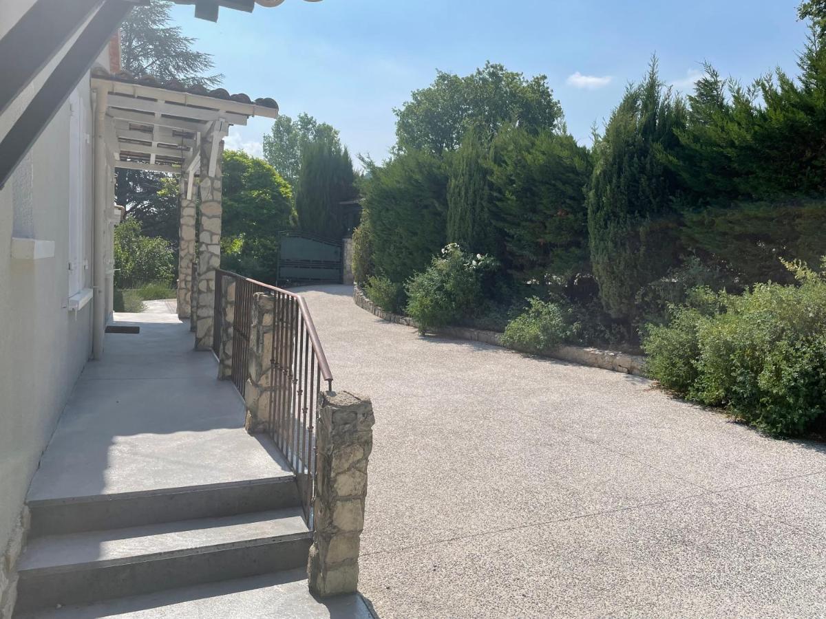 Villa Camille Céreste Eksteriør bilde