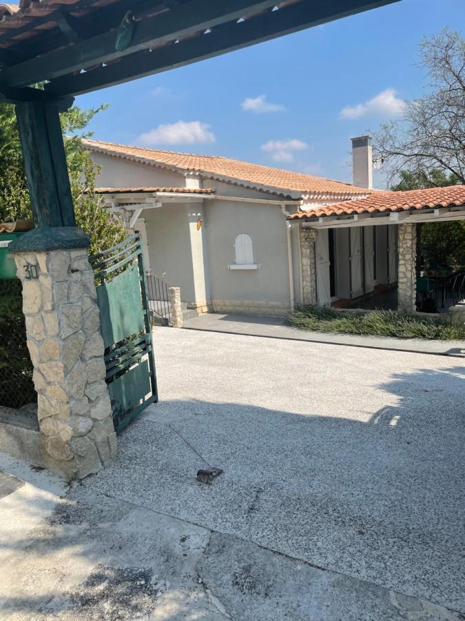 Villa Camille Céreste Eksteriør bilde