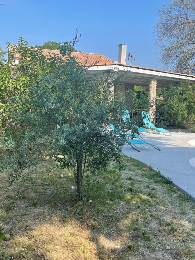 Villa Camille Céreste Eksteriør bilde